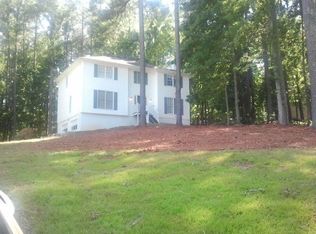 690 Kenwood Rd, Fayetteville, GA 30214