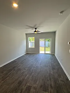 2049 Victory Way — Photo 3