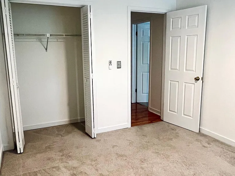 352 Sandpiper Dr #G — Photo 19