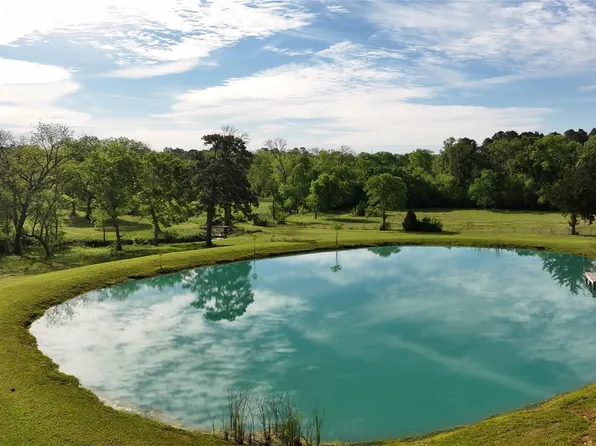 3935 Spring Branch Rd, Montgomery, TX 77316