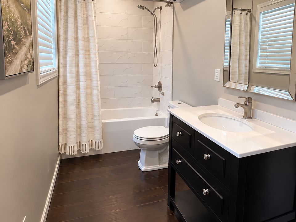 1st image of 602 E 21st St #B