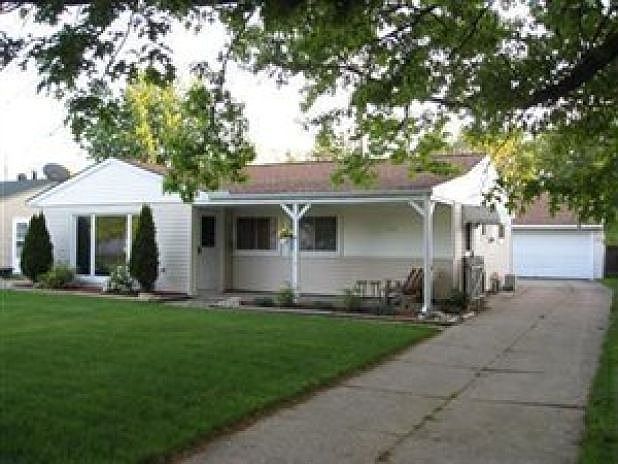 1st image of 297 Rowan Dr