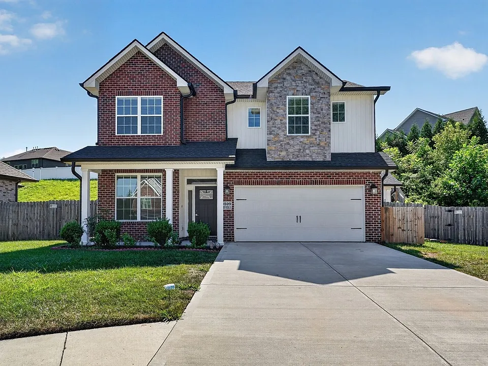 9809 Foot Path Ln