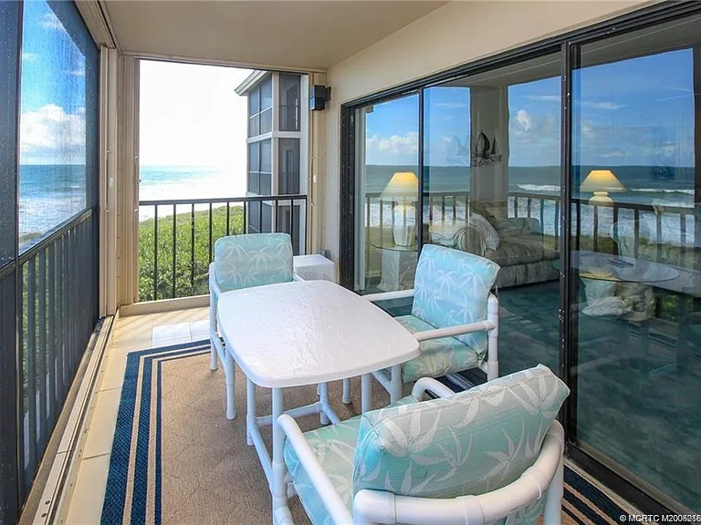 2491 NE Ocean Blvd #302 — Photo 13