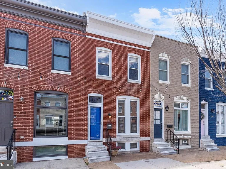 312 S Clinton St — Photo 6