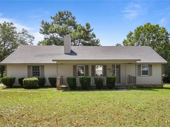 5586 Old Orchard Ct, Rex, GA 30273