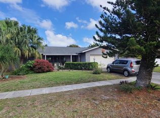 1398 Scottsdale Rd E, West Palm Beach, FL 33417