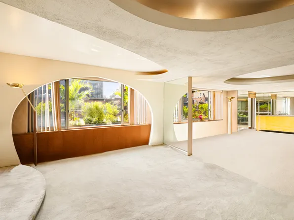 425 East 63rd Street image 7 of 28