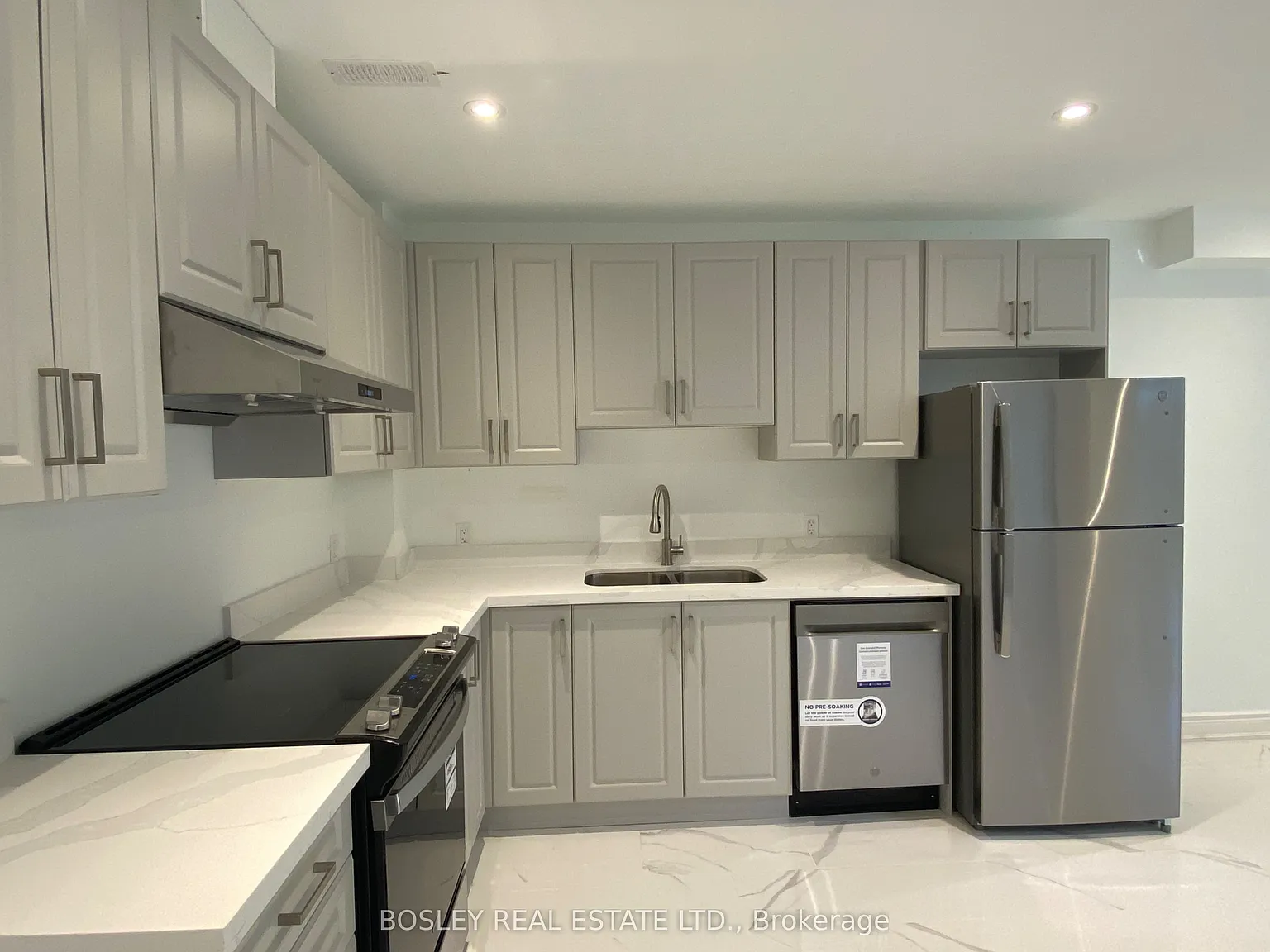 2 bed, $2,500 — Photo 2