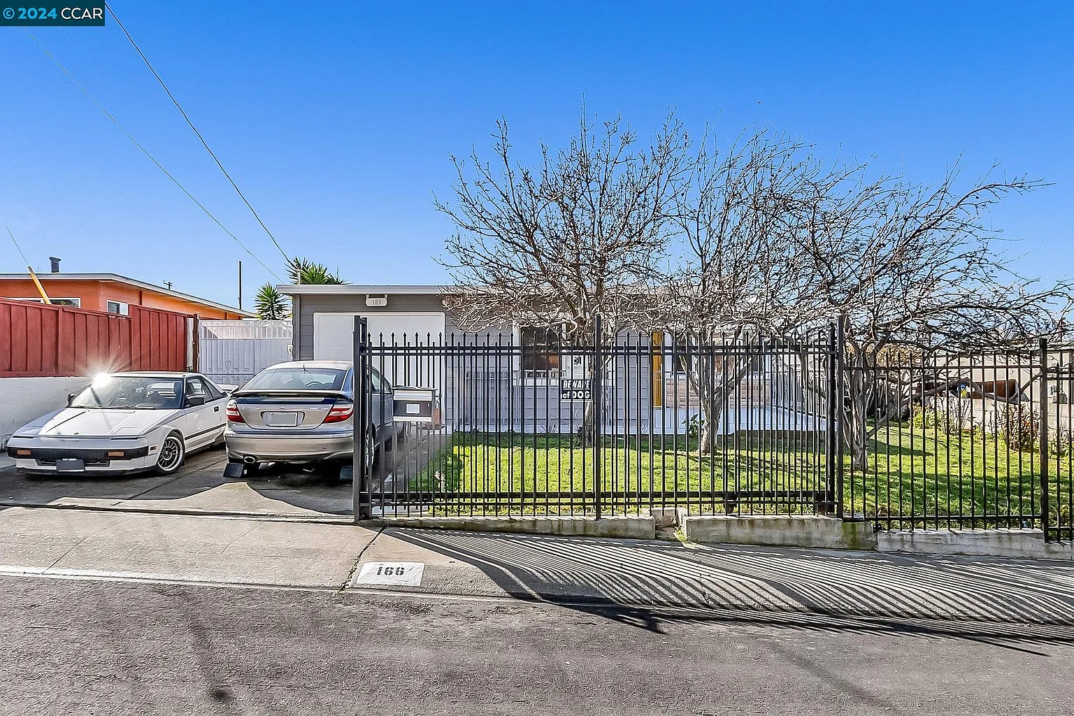166 Marguerite Dr photo 1