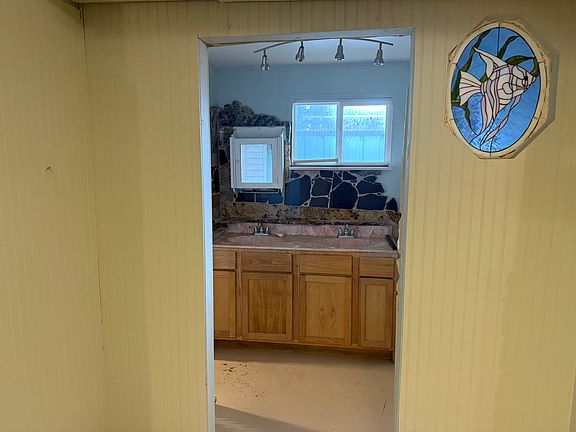 2nd image of 905 S 9th St #5
