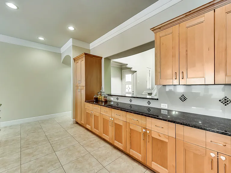 5956 Lewis St — Photo 13