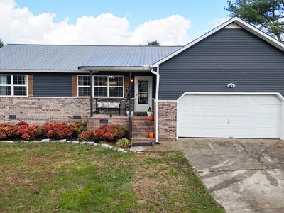 143 County Road 696, Flat Rock, AL, 35966