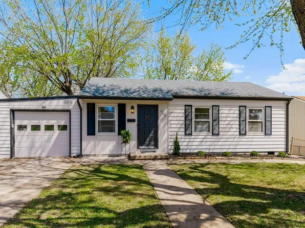 605 N Rogers St, Independence, MO 64050