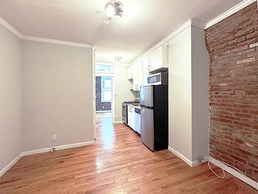 Rented by Compass | media 4