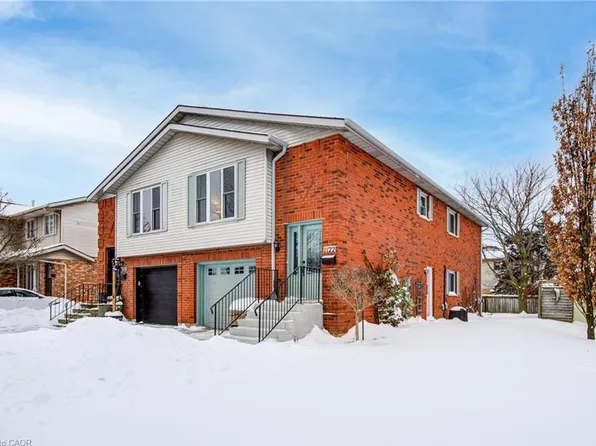1122 Pearson Dr, Woodstock, ON N4S 8V2