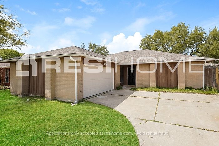1st image of 17318 Gaucho Dr
