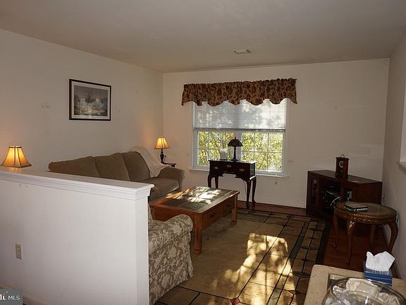 4th image of 138 Hiddenwood Dr