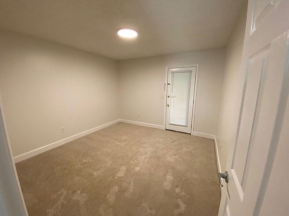 5th image of 2486 Wren Hollow Dr #B