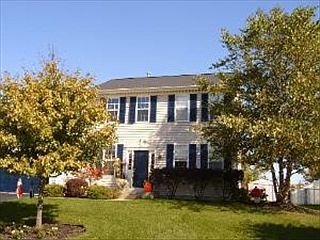 1st image of 825 Columbine Dr