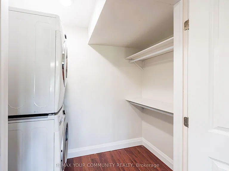 176 Aishford Rd #LOWER — Photo 11