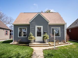 3144 S Burrell St, Milwaukee, WI 53207