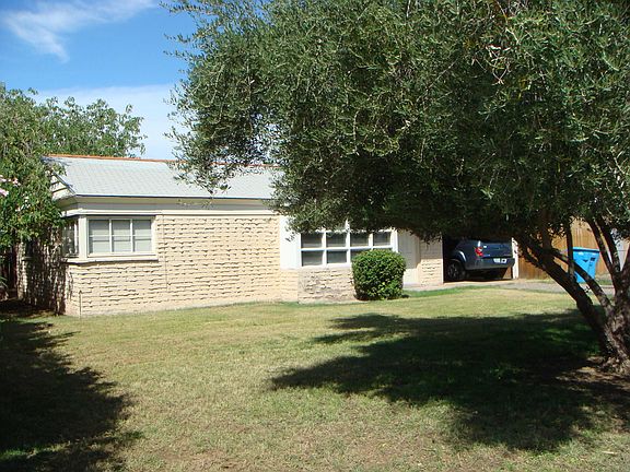 2nd image of 308 W Glenrosa Ave