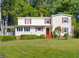 106 Holmes Mill Rd, Cream Ridge, NJ 08514