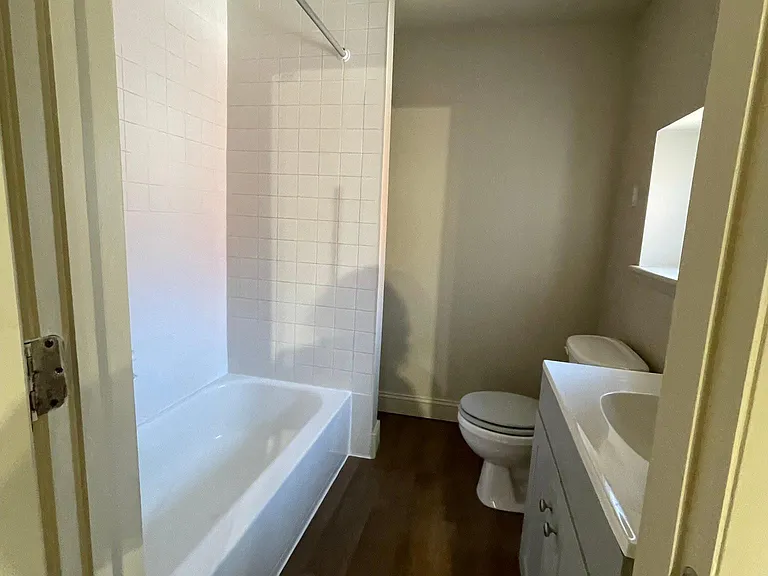 1542 N 15th St #3 — Photo 10