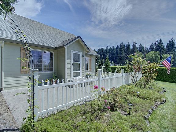 4th image of 11911 NE 50th Ave