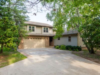 730 Hawthorne Dr, Omro, WI, 54963