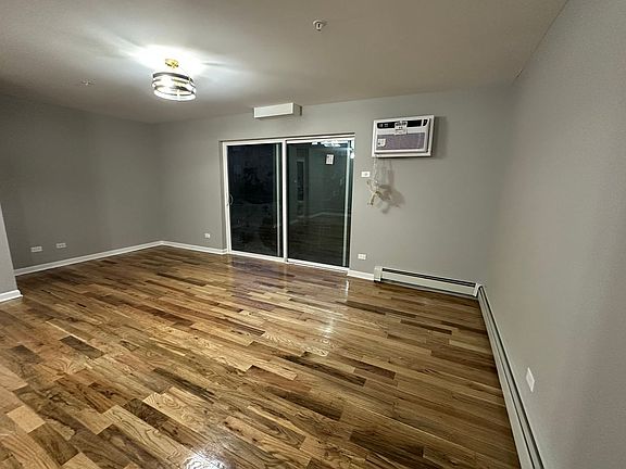 4th image of 4225 115th St #9-1B