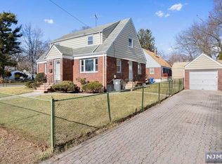357 W Palisade Ave, Englewood, NJ 07631