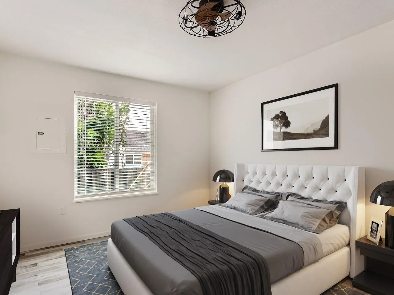 4612 NE Lombard St — Photo 3