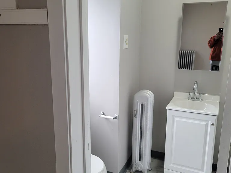 2809 N Campbell Ave #2 — Photo 5