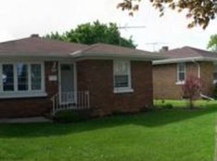 1609 Clement St, Crest Hill, IL 60403