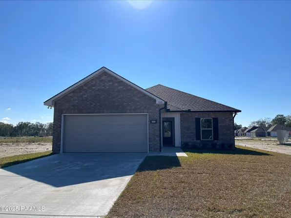 300 Meadow Ridge Ln, Duson, LA 70529