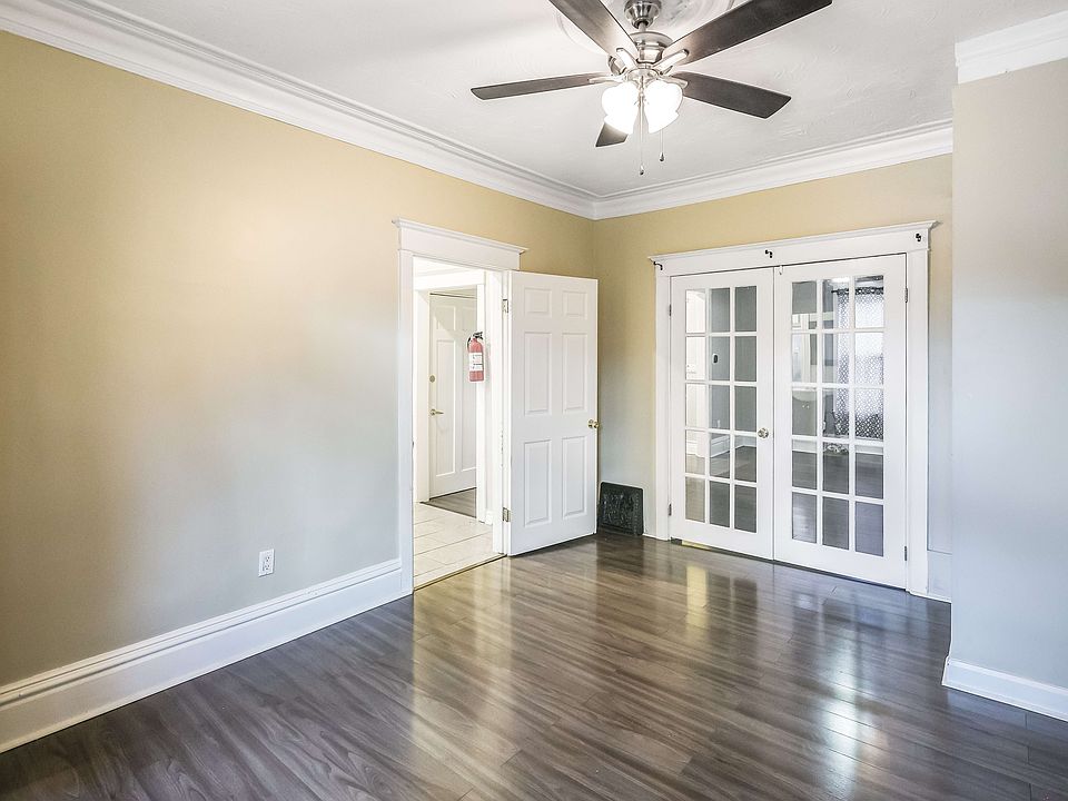 1st image of 24 Holton Ave S #1