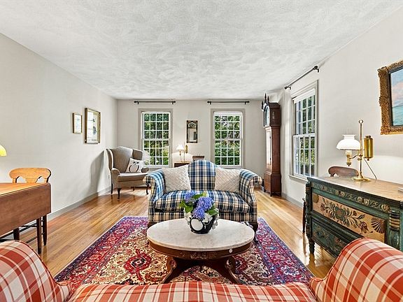 5th image of 29 Smithshire Est