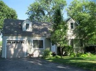 19 Atwater Pkwy, Fox Lake, IL