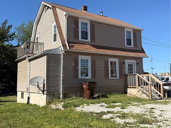 2nd image of 933 Ashland Rd