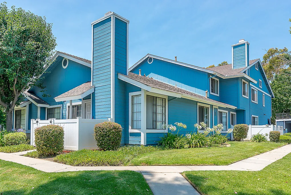 Building Photo - Woodside Village