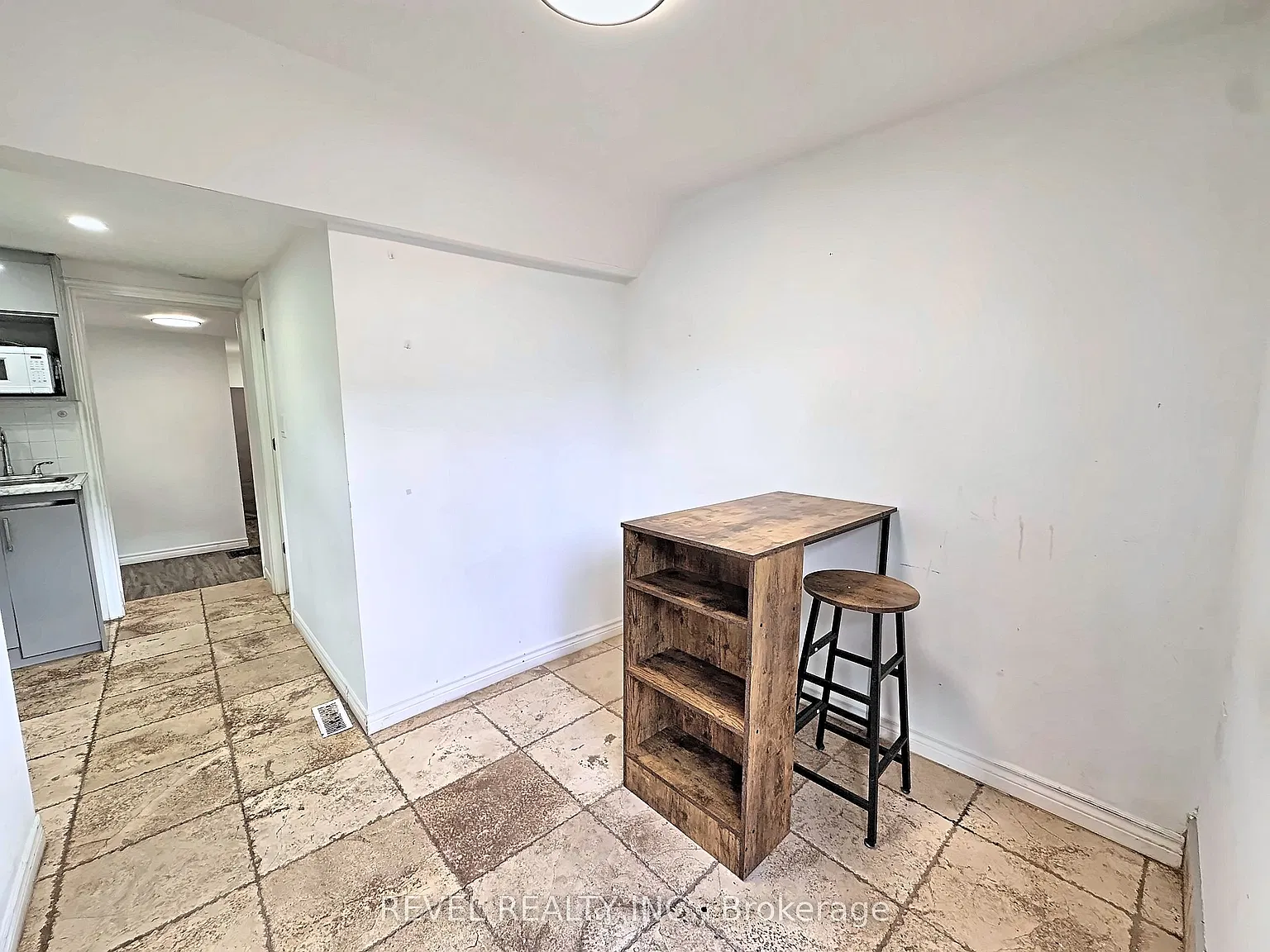 1 bed, $1,650 — Photo 2