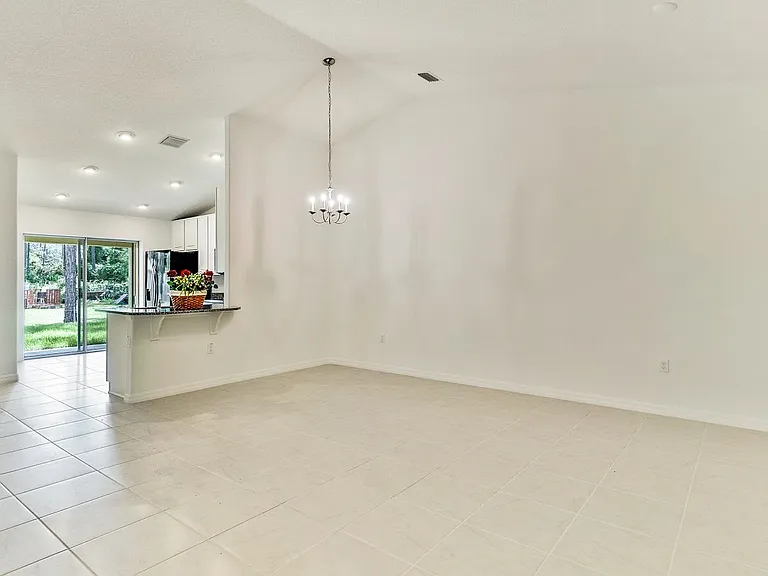 24 Farnum Ln #A — Photo 14