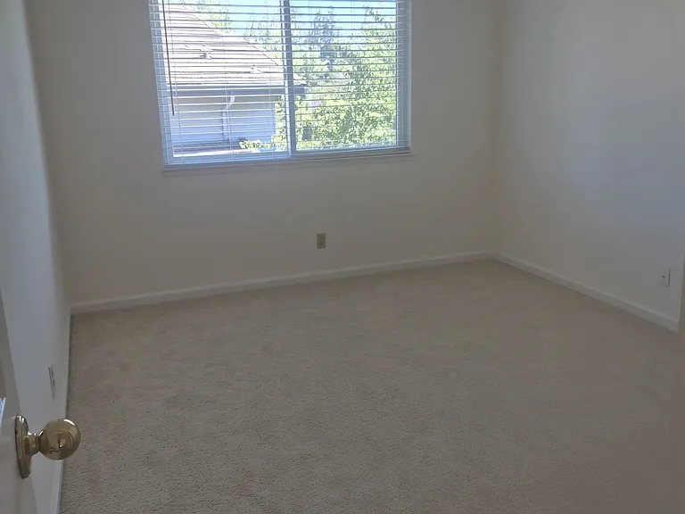 5180 Mount Tam Cir — Photo 21