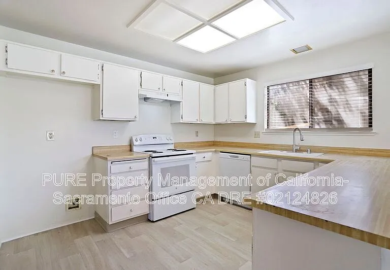 6101 Tupelo Dr — Photo 12