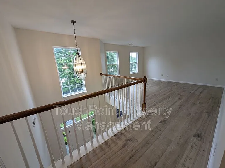 2009 City Lights Dr — Photo 16