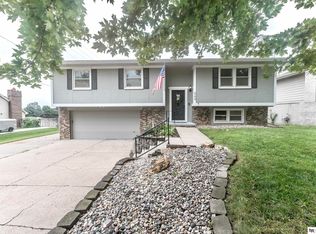560 Elm St, Springfield, NE 68059