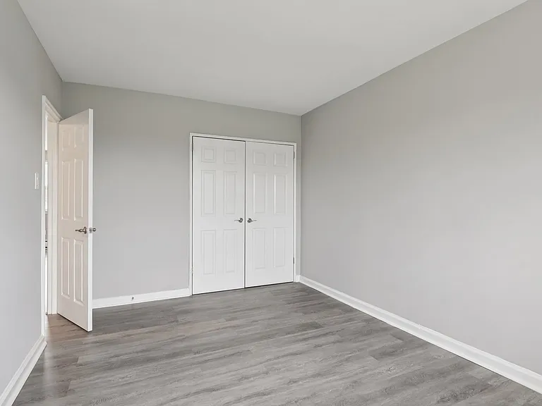 Elevate your living at Mt. Vernon Apartments, where modern design meets comfort. Enjoy spacious layouts and stylish finishes in a vibrant community. Ready to make the move? Contact us today to schedule a tour and find your ideal home!