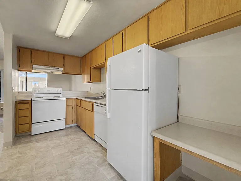 Joshua Tree Apartments — Photo 20